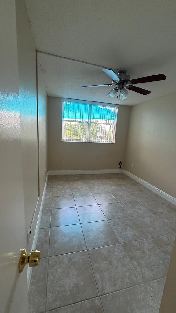 1805 Sans Souci Boulevard - Photo 9