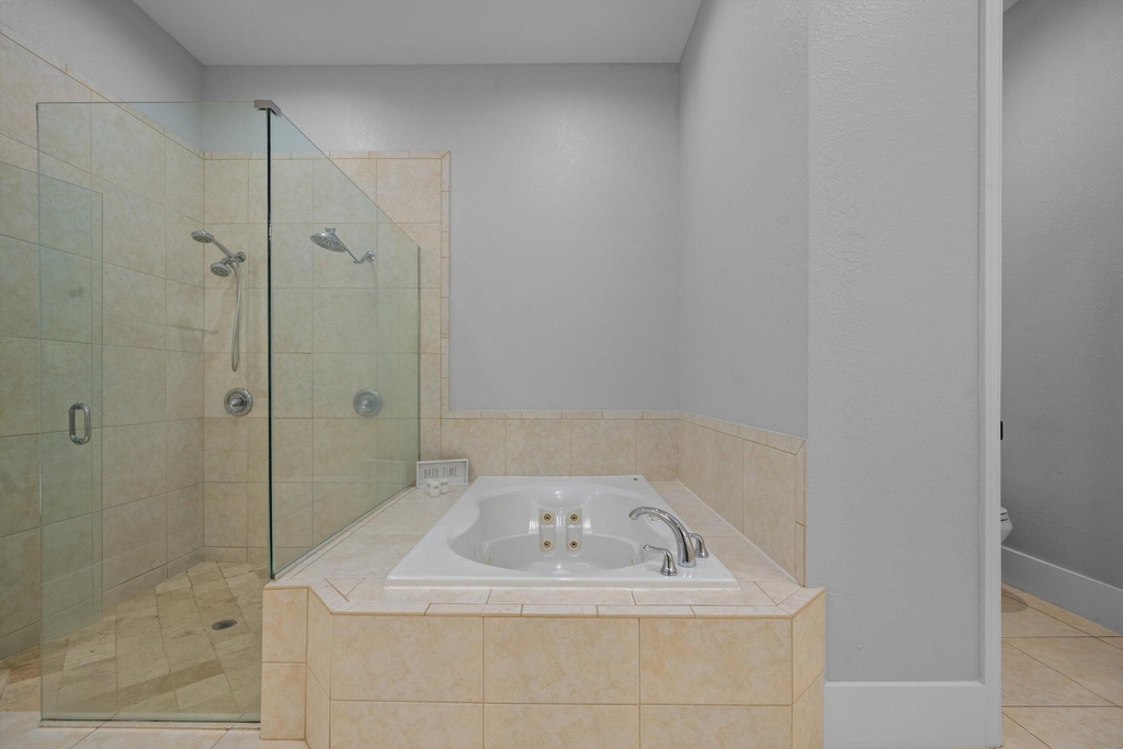 2926 Dovedale Court - Photo 16
