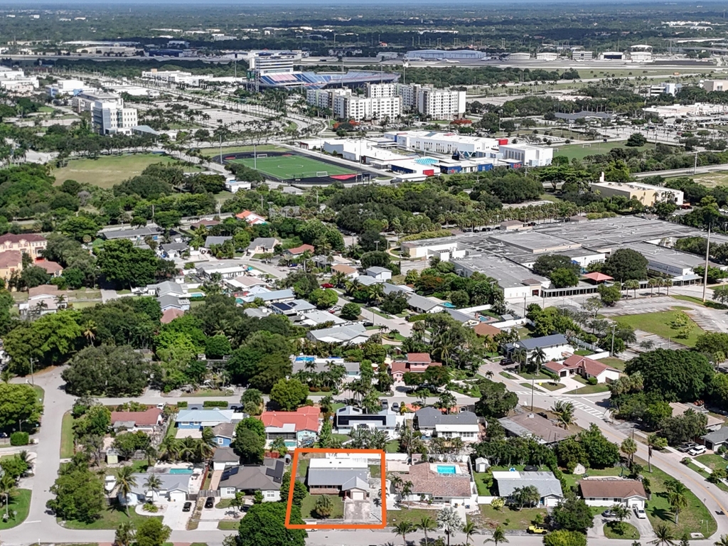 2233 Nw 3rd Avenue - Photo 33
