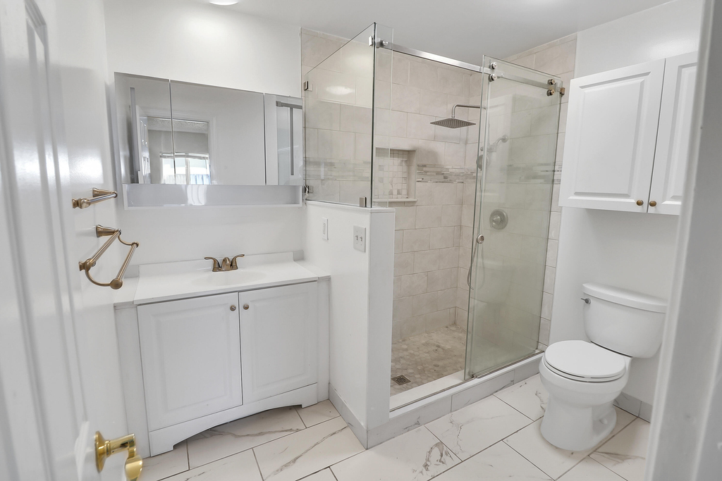 2233 Nw 3rd Avenue - Photo 17