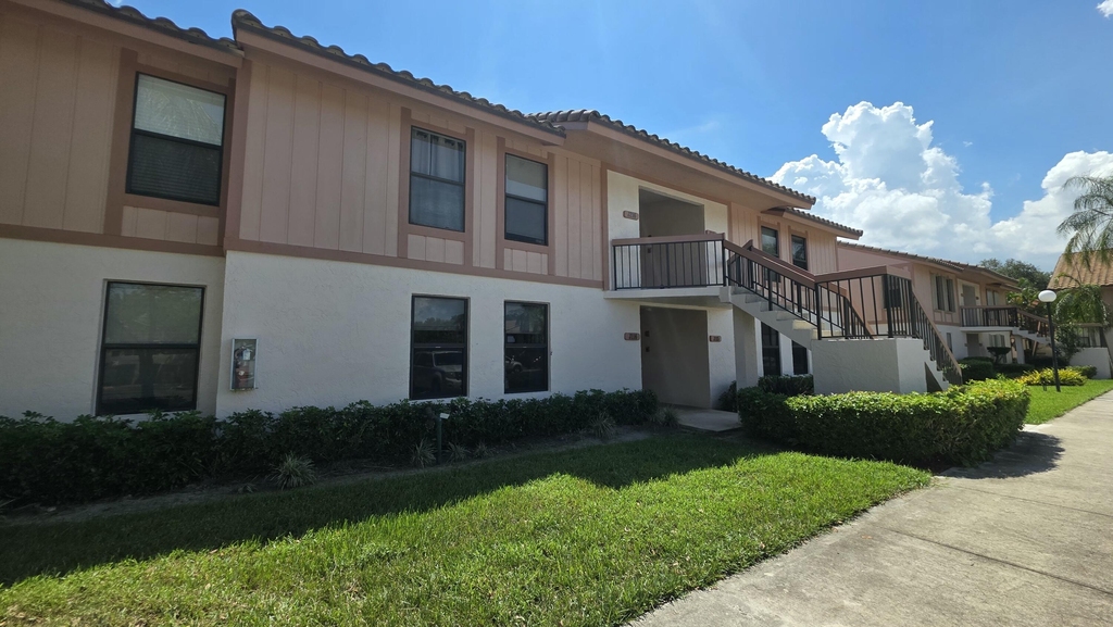 3300 Jaywood Terrace - Photo 1