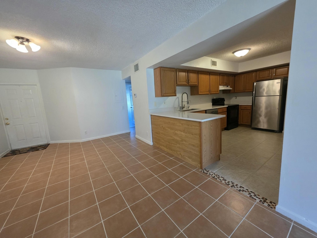 3300 Jaywood Terrace - Photo 6