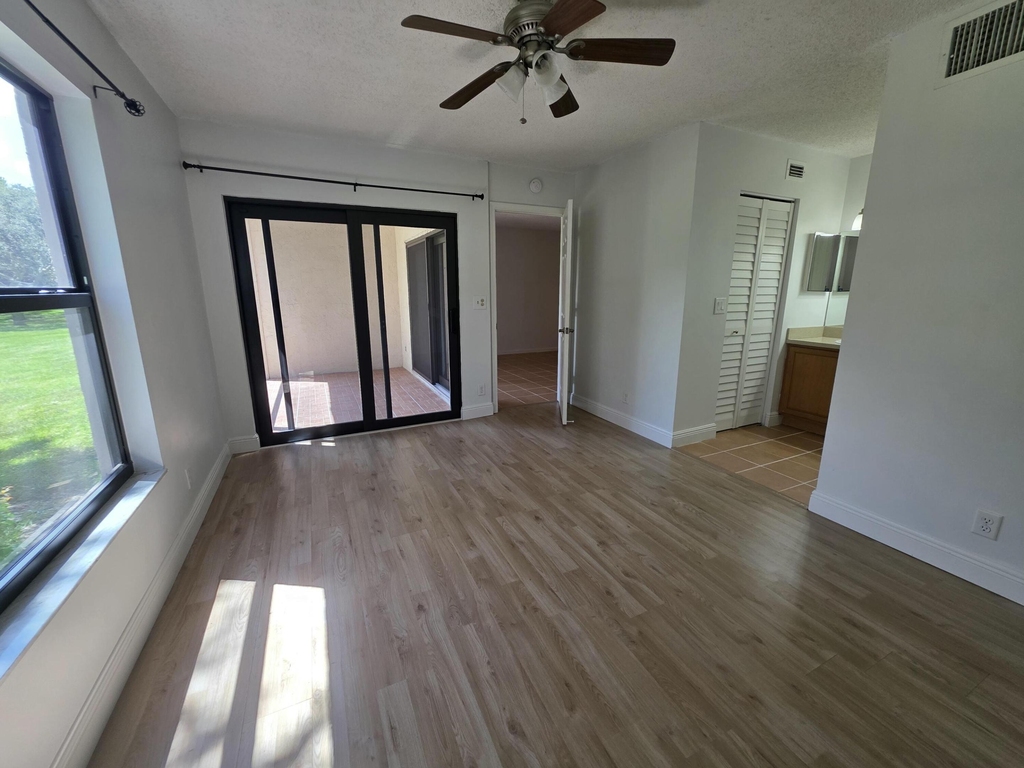 3300 Jaywood Terrace - Photo 13