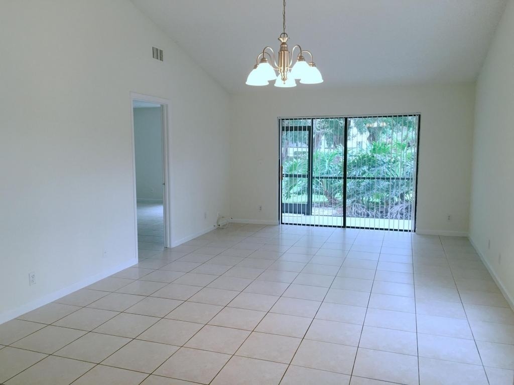 3095 Inglewood Terrace - Photo 9