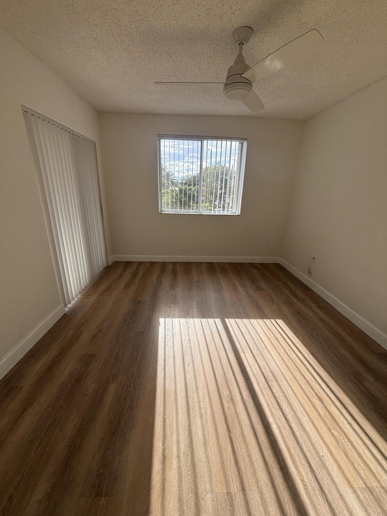 3870 Lyons Road - Photo 8