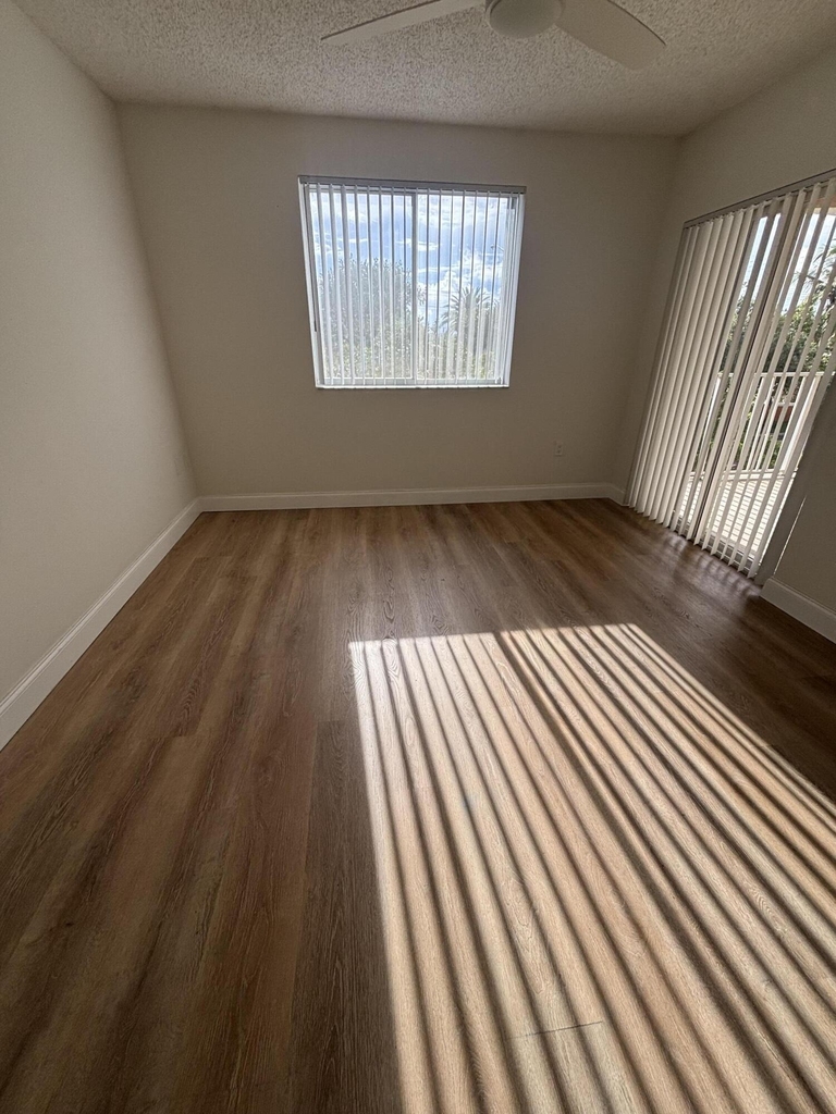 3870 Lyons Road - Photo 5