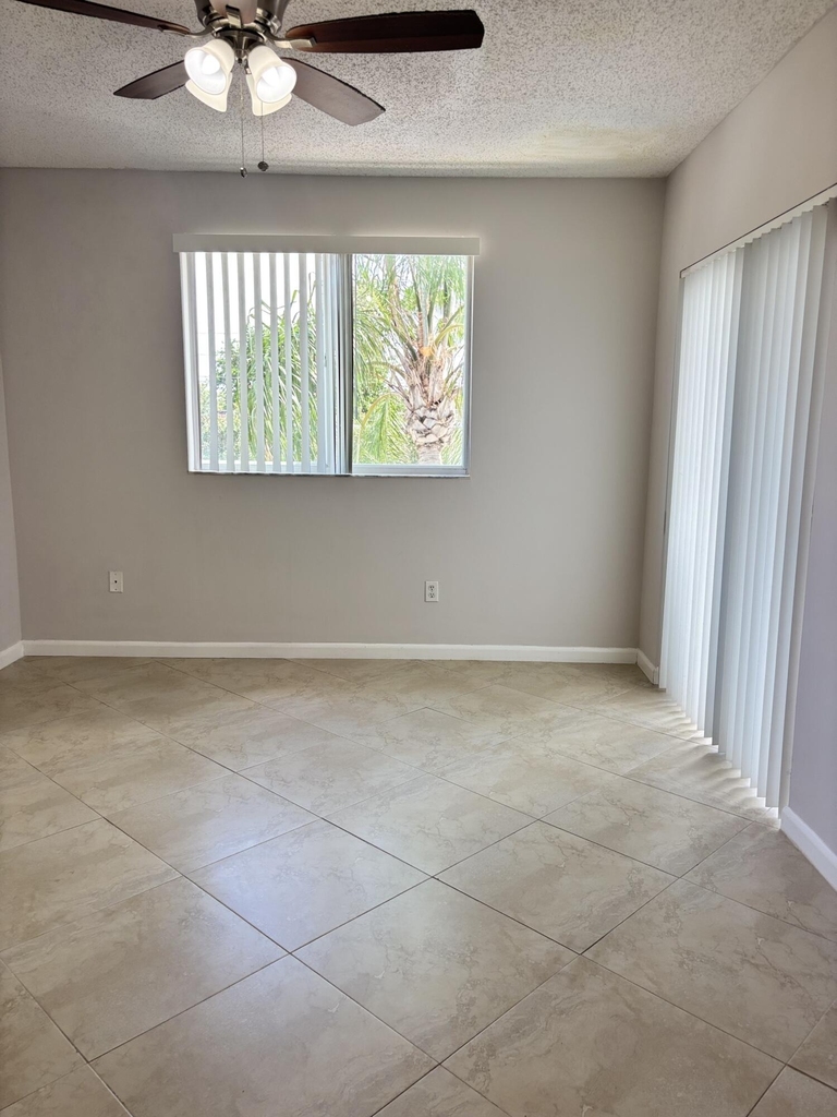 2640 S University Drive - Photo 18
