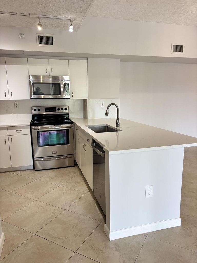 2640 S University Drive - Photo 1