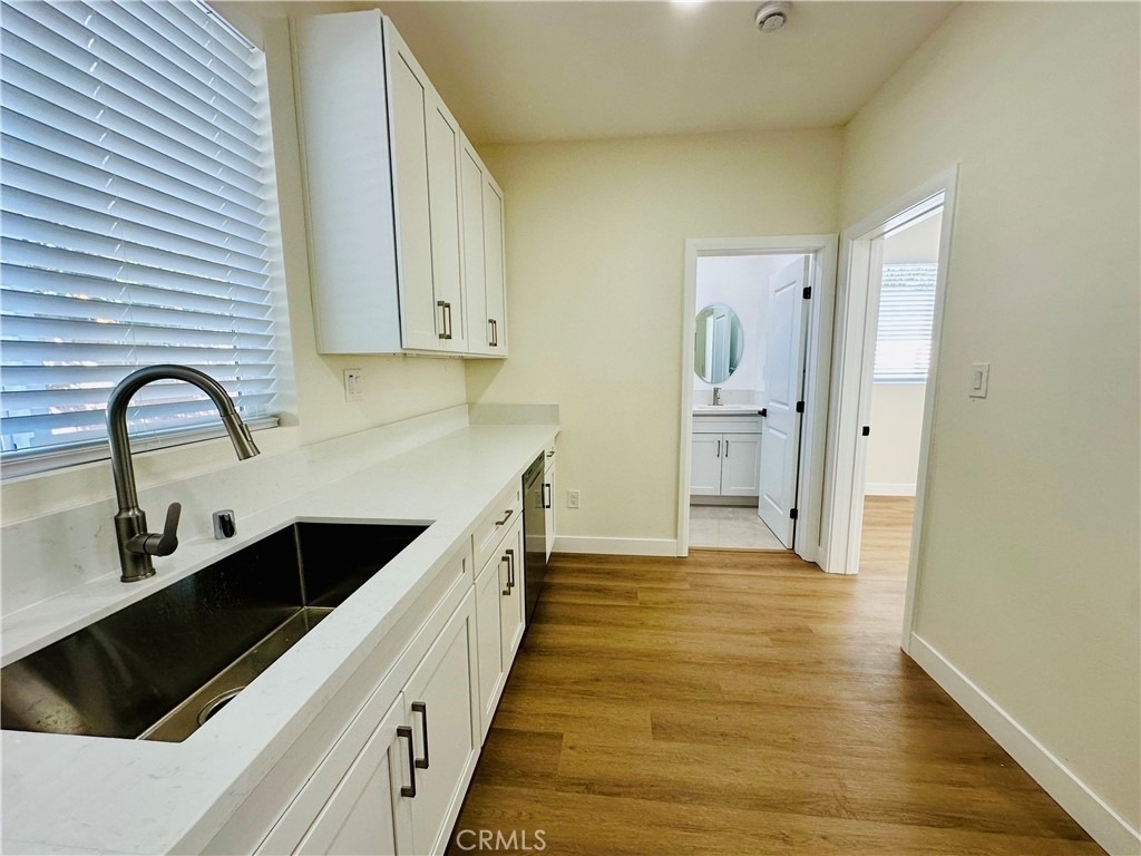 17262 Ivy Avenue - Photo 5