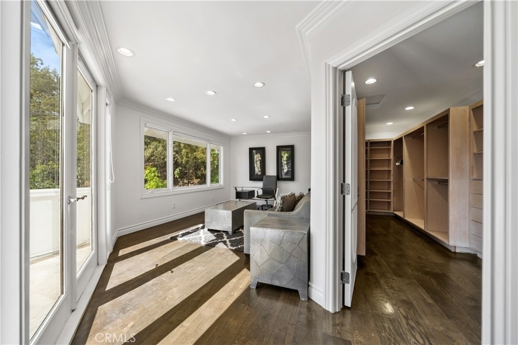 16221 Elisa - Photo 22