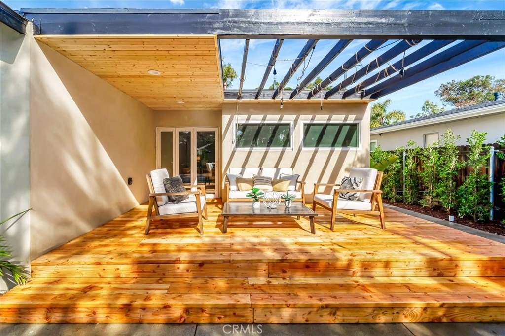 22120 Costanso Street - Photo 25