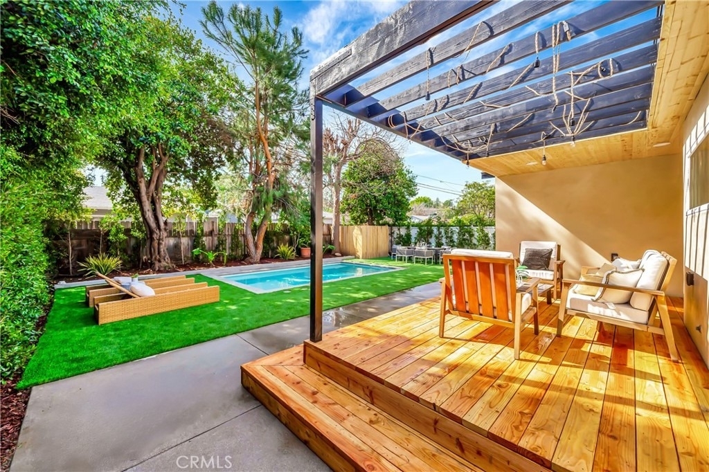 22120 Costanso Street - Photo 24