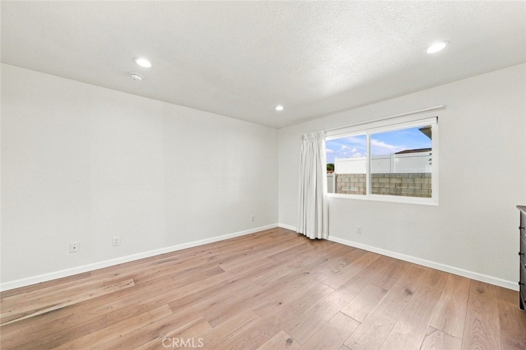 7244 Willis Avenue - Photo 20