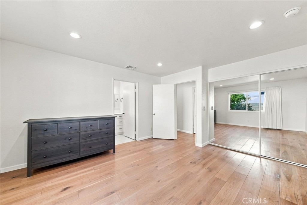 7244 Willis Avenue - Photo 19
