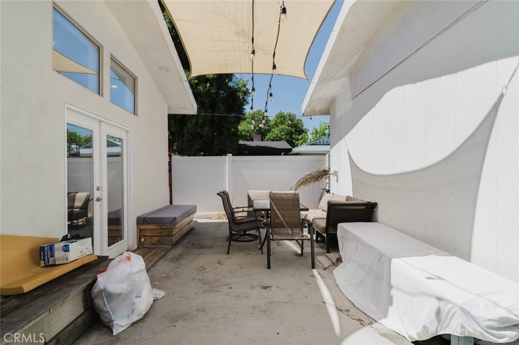 7347 1/2 Jamieson Avenue - Photo 18