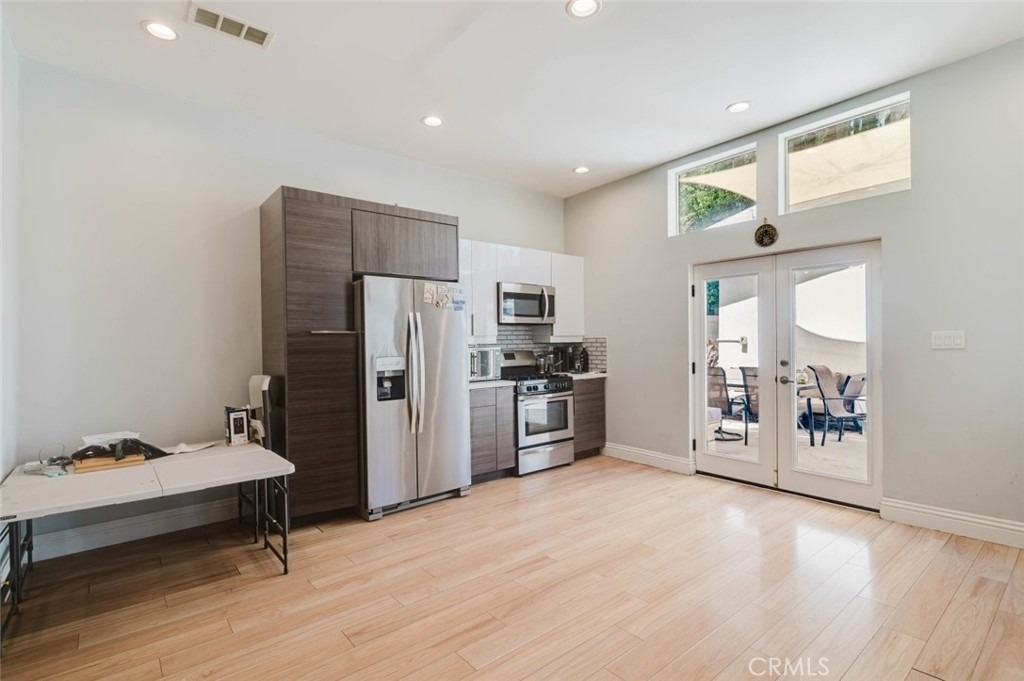 7347 1/2 Jamieson Avenue - Photo 7