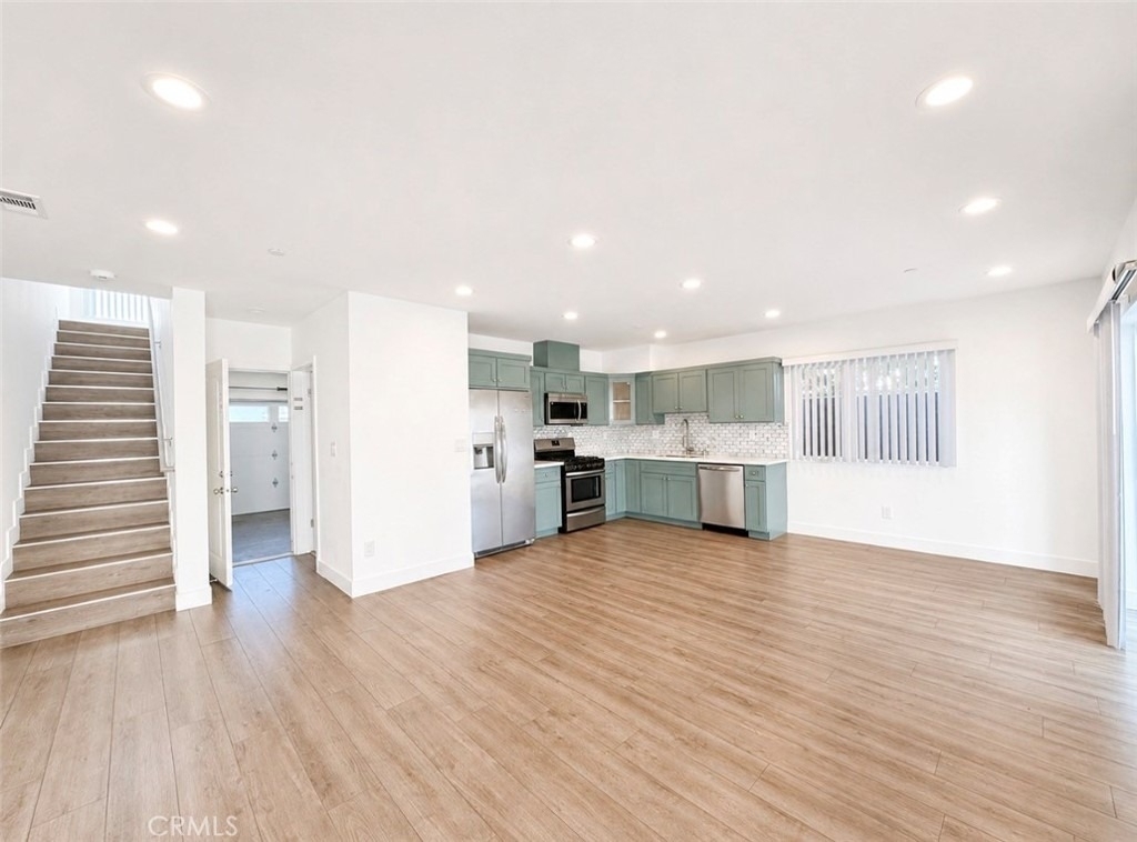 1739 1/2 Magnolia Avenue - Photo 1