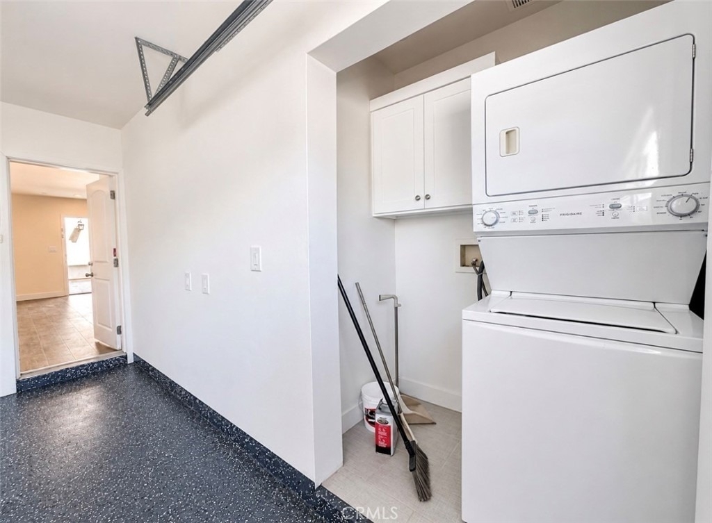 1739 1/2 Magnolia Avenue - Photo 14