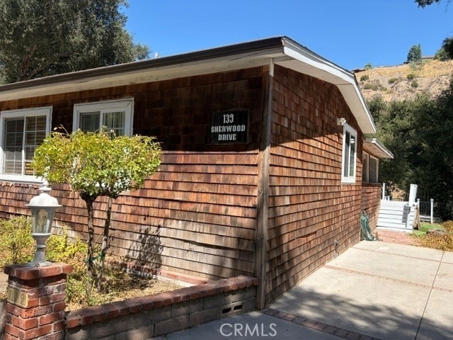 139 Sherwood Drive - Photo 0