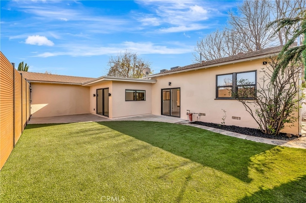 23635 Marylee St - Photo 43