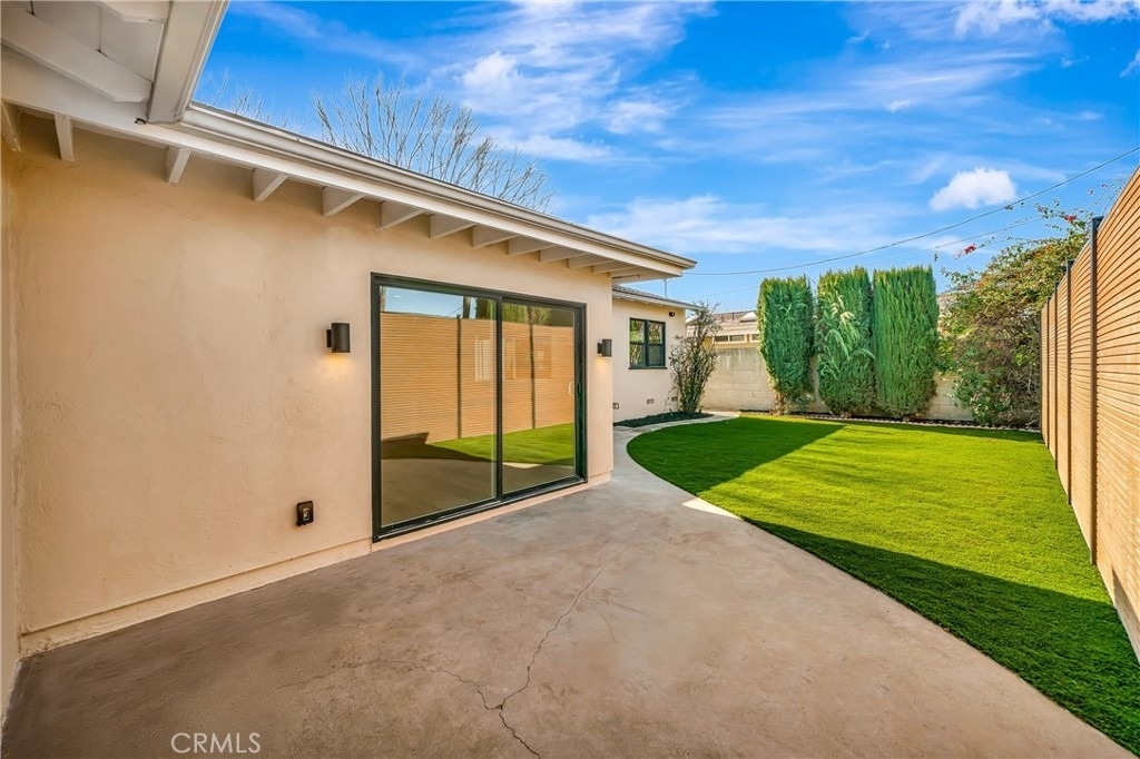 23635 Marylee St - Photo 42