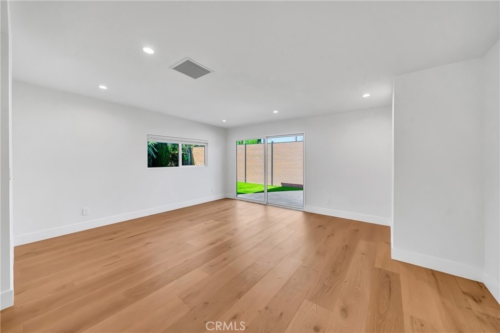 23635 Marylee St - Photo 24
