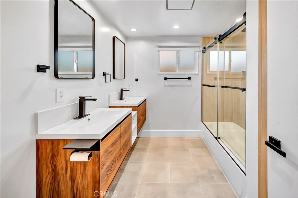 23635 Marylee St - Photo 32