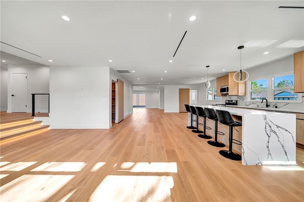 23635 Marylee St - Photo 8