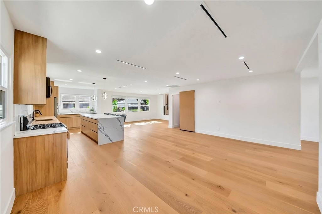 23635 Marylee St - Photo 18
