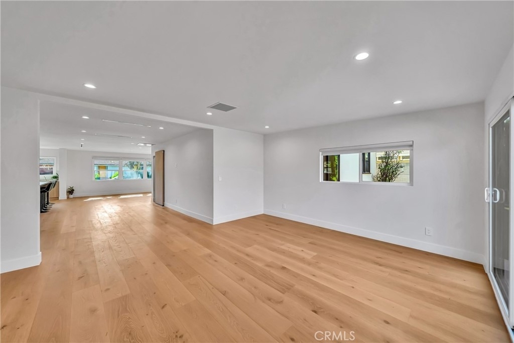23635 Marylee St - Photo 26