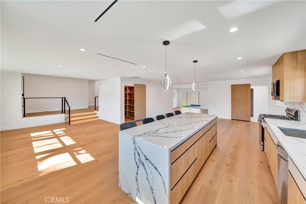 23635 Marylee St - Photo 14