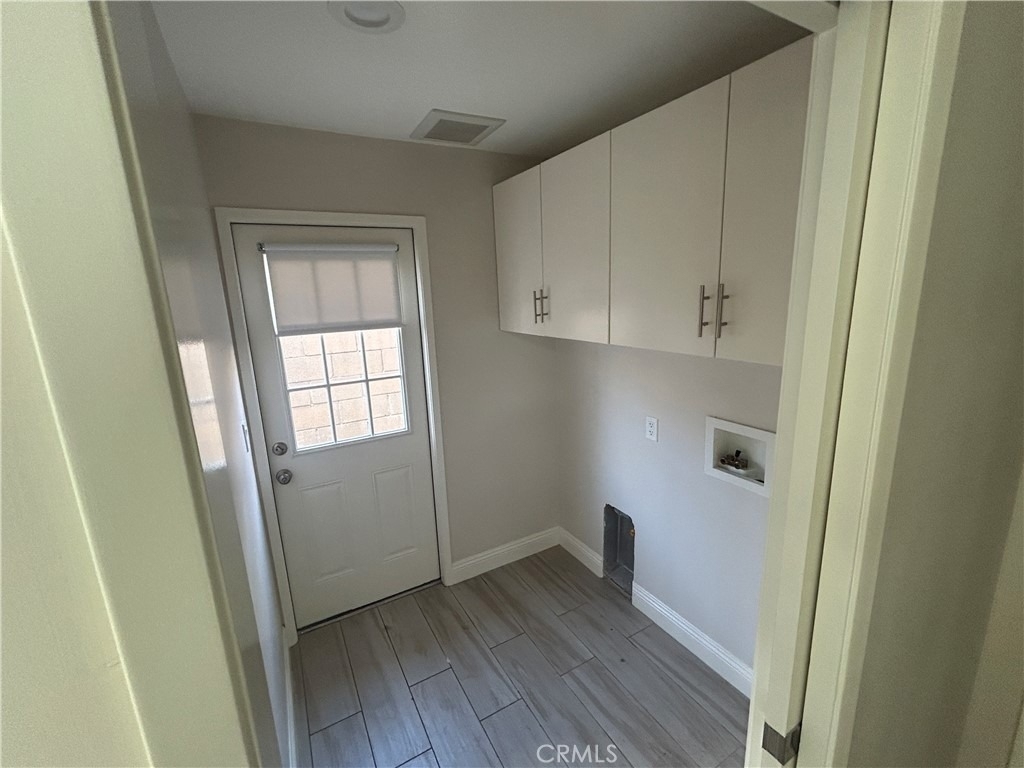 17223 Kingsbury Street - Photo 10