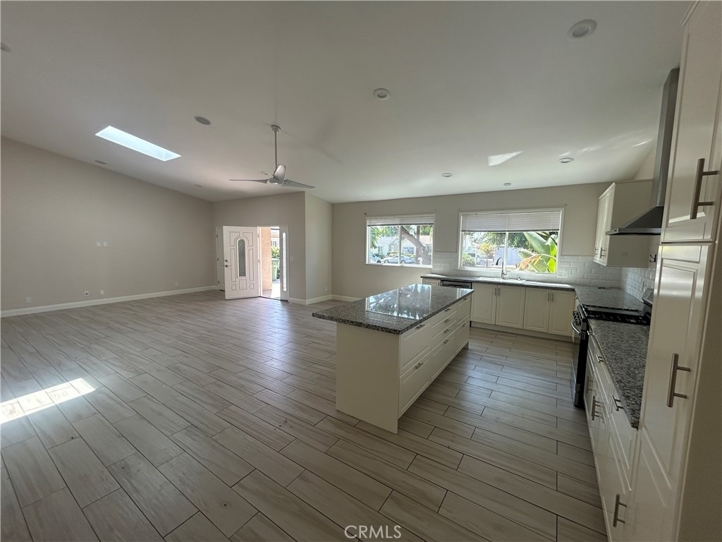 17223 Kingsbury Street - Photo 8