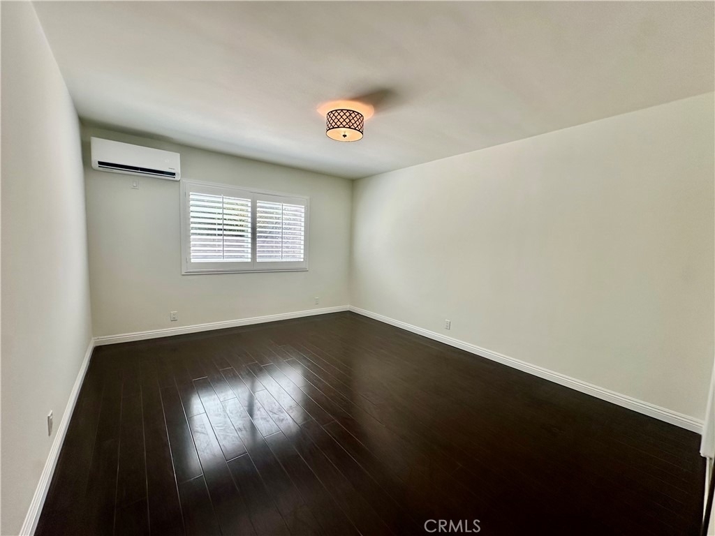2726 N Brighton St - Photo 12