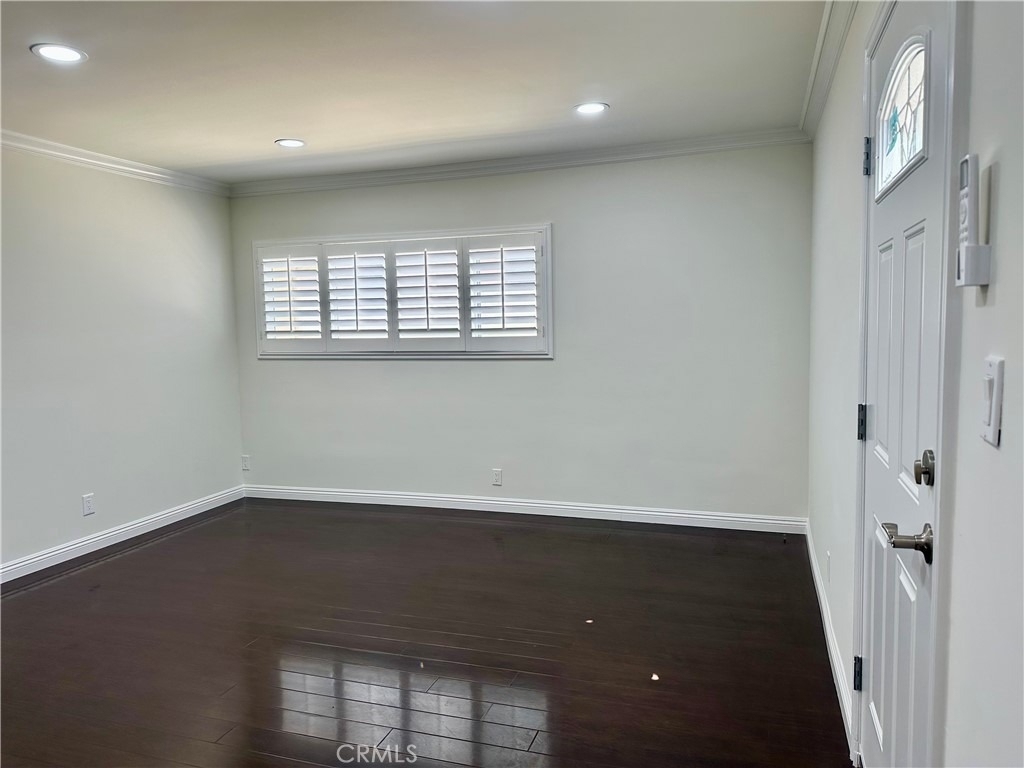 2726 N Brighton St - Photo 3