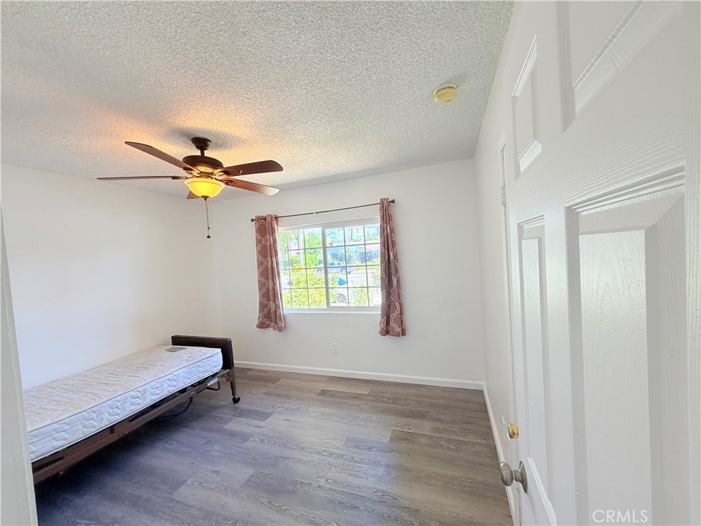 9423 Woodley - Photo 19
