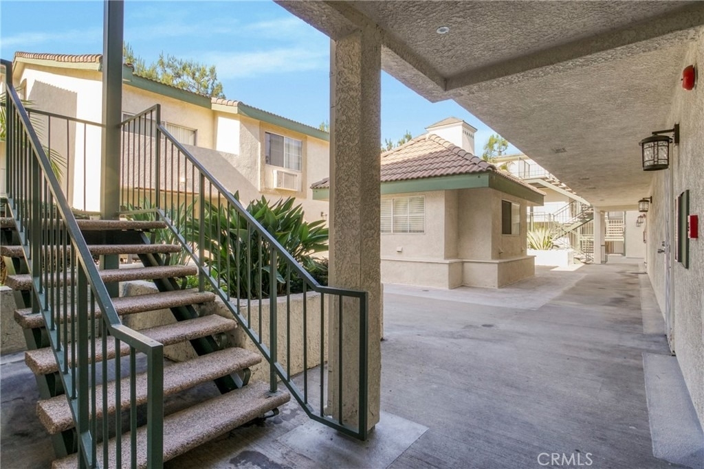 15000 Downey Avenue - Photo 3