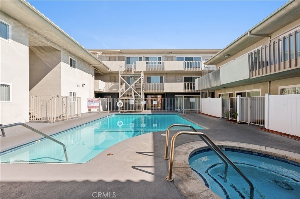3710 Garnet Street - Photo 7
