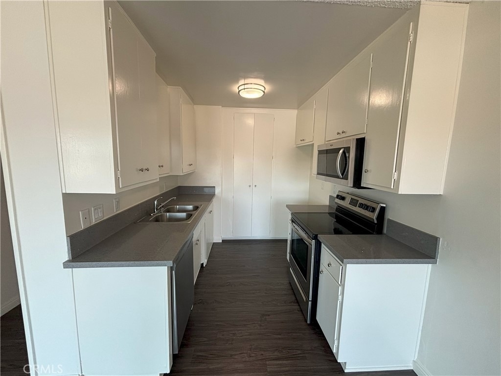 3710 Garnet Street - Photo 11