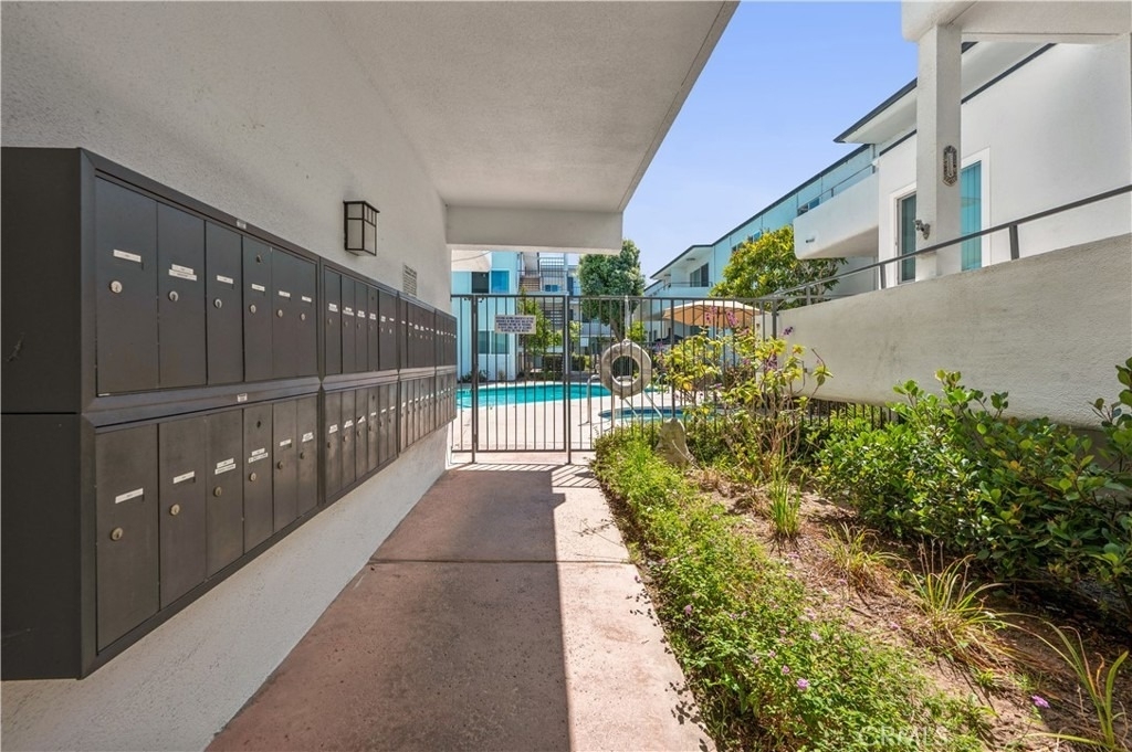 415 S Prospect Avenue - Photo 3