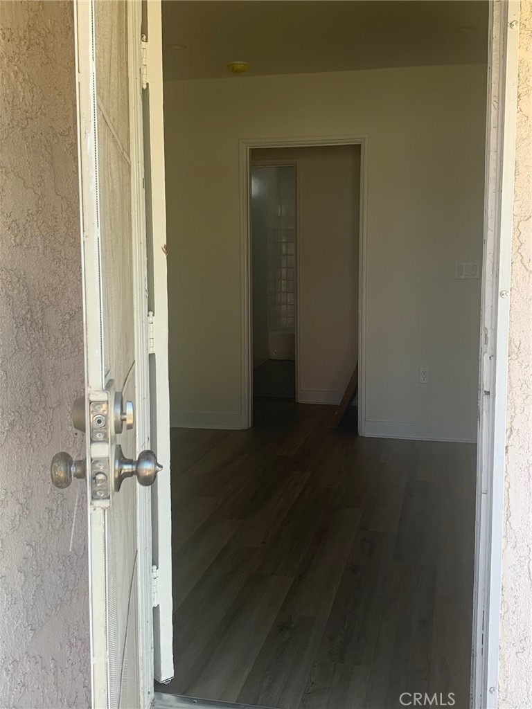 11818 Victory Boulevard - Photo 1