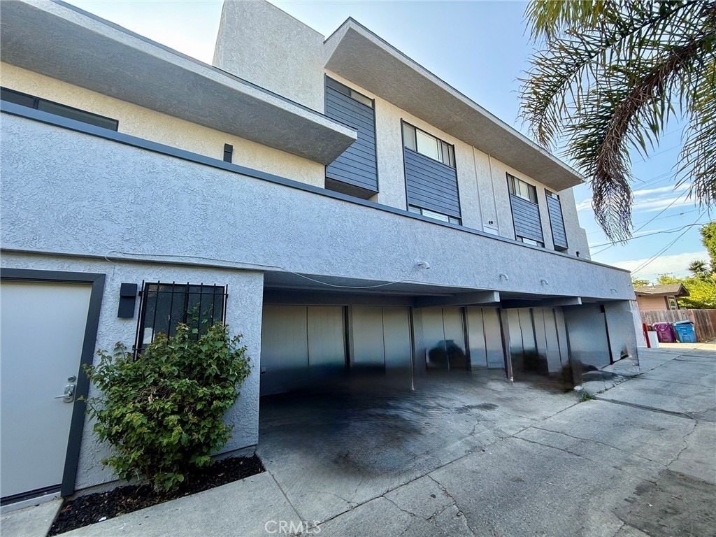 2204 E 4th - Photo 18