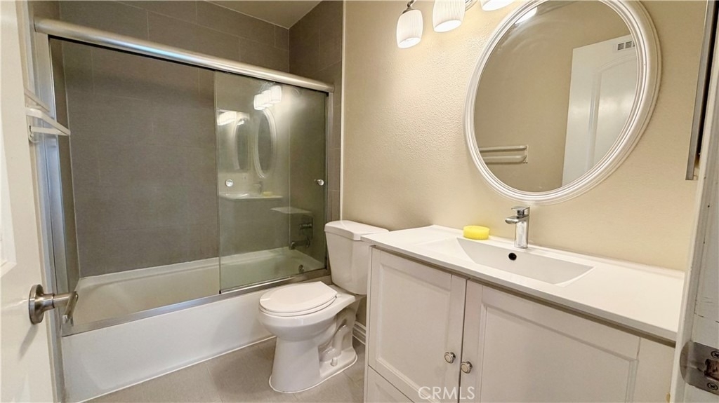 3028 W Cheryllyn - Photo 2