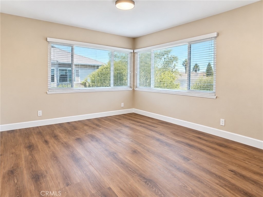 890 Dorchester - Photo 7