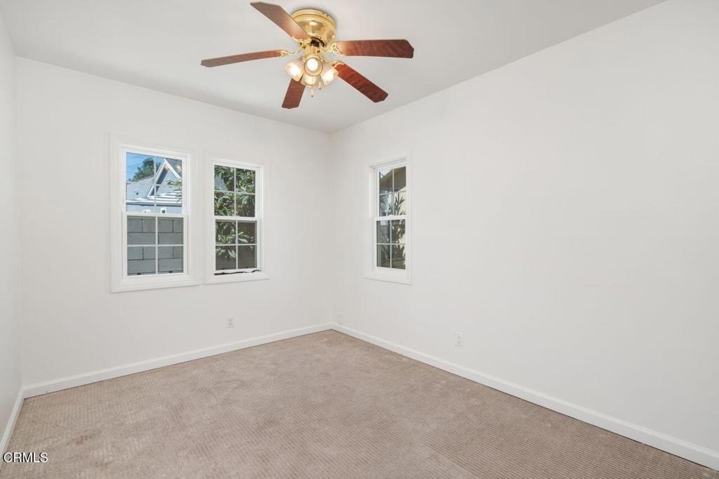787 789 Elmira Street - Photo 12
