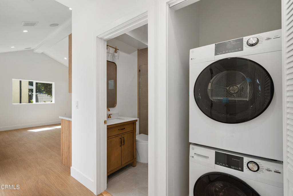 787 789 Elmira Street - Photo 22