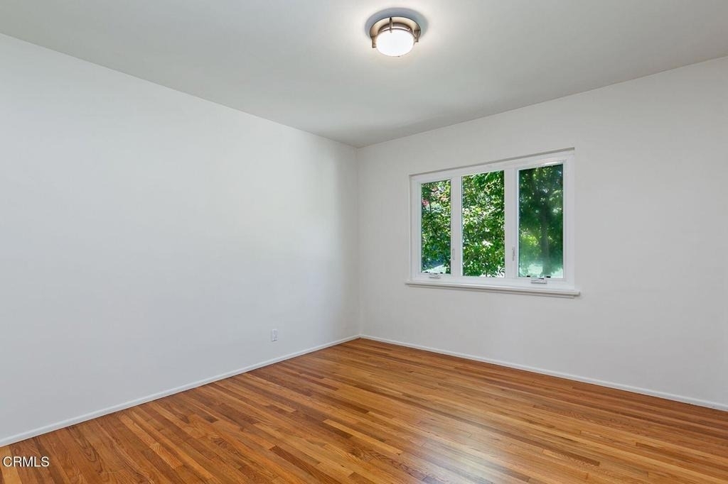 1325 Lomay Place - Photo 11