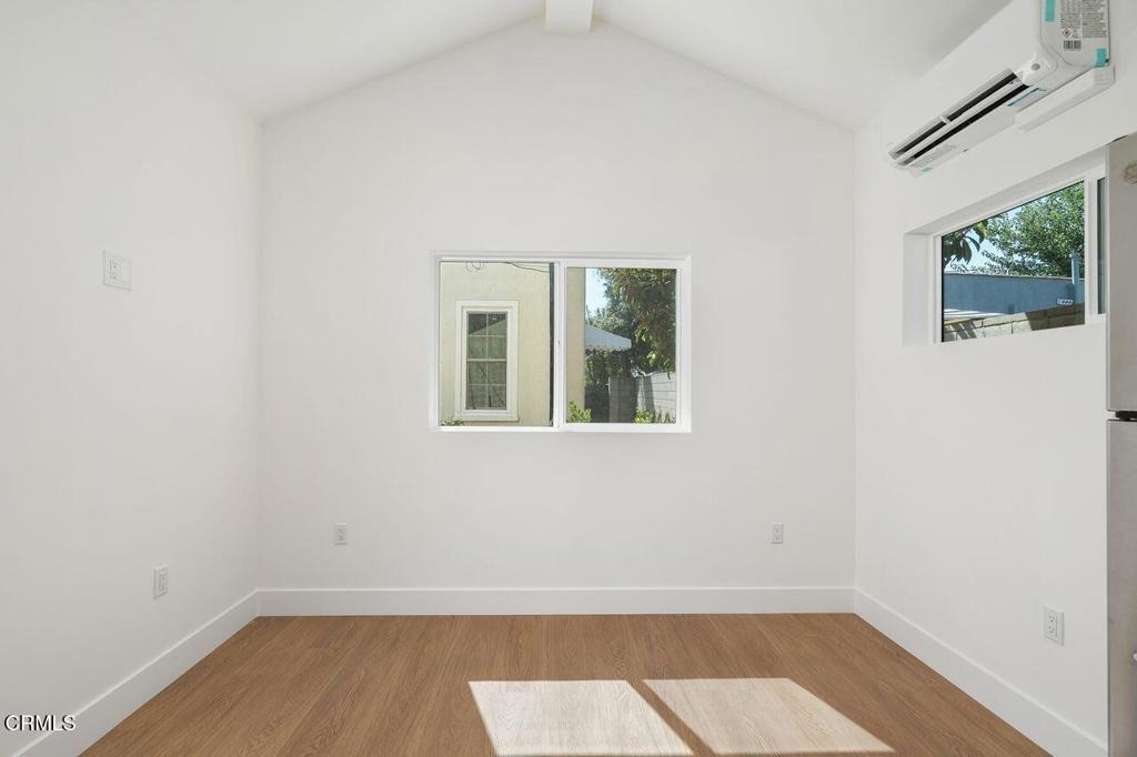 789 Elmira Street - Photo 5