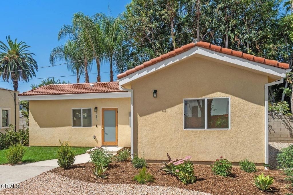 789 Elmira Street - Photo 13