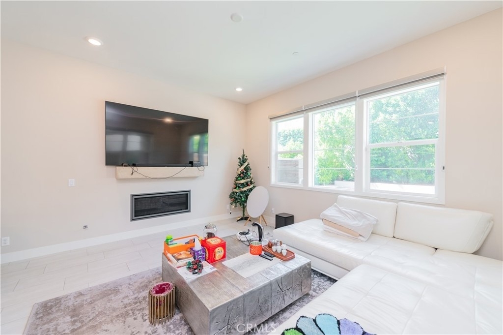 111 Swift - Photo 16